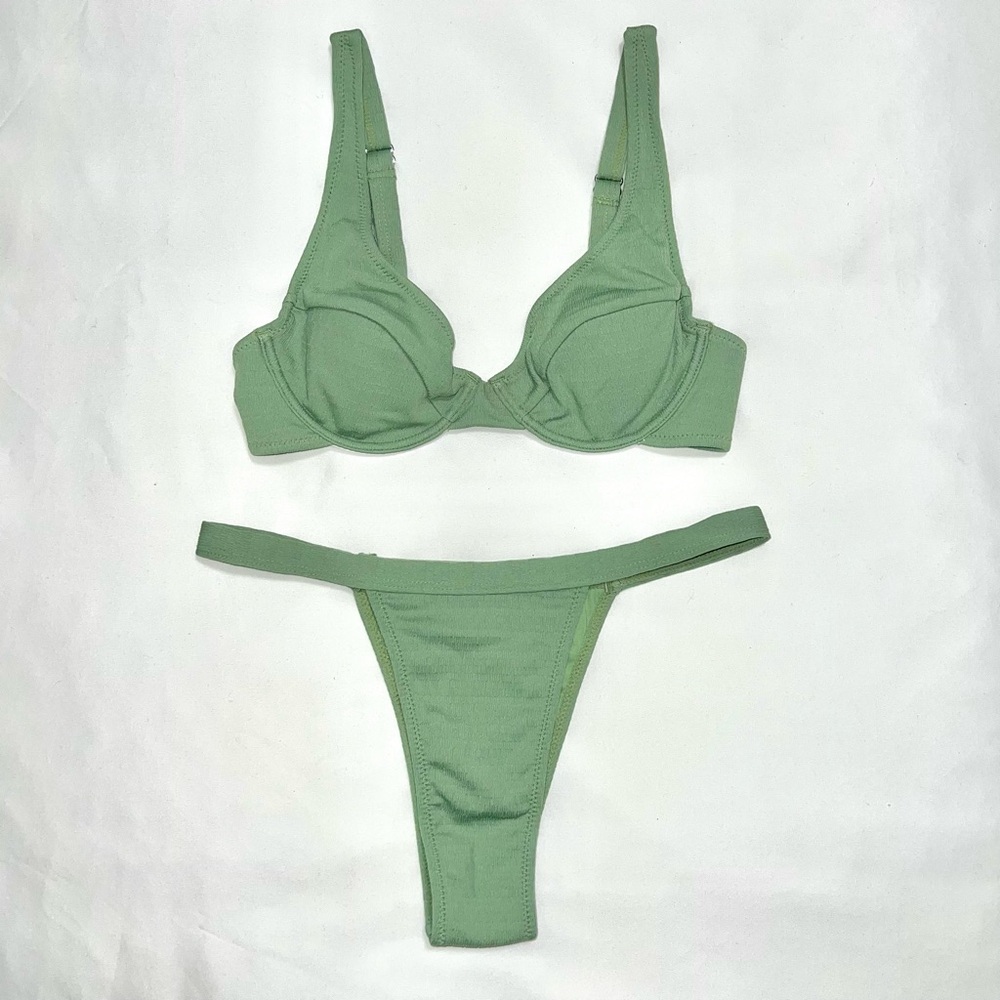 Cupshe Light Green Textured Bikini Swimwear Underwired Thong Padded Small NWOT